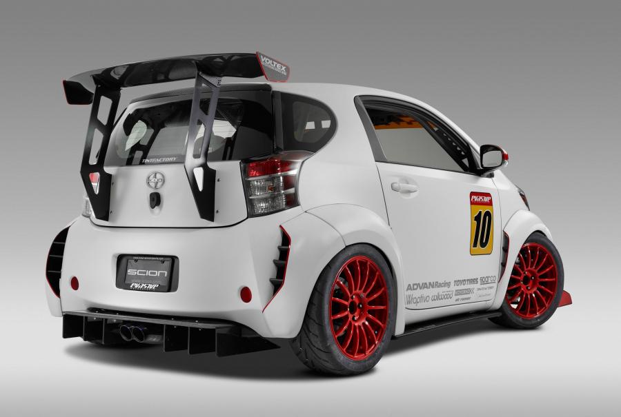  Scion iQ by Michael Chang 2011 года  (фото 12 из 12)